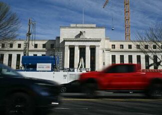 Fed lascia i tassi fermi tra 5,25 e 5,50%