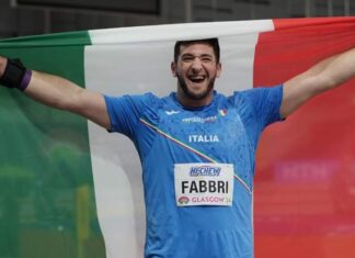 Glasgow 2024, Fabbri bronzo mondiale: “Ci tenevo a far felici gli italiani” Glasgow 2024, Fabbri bronzo mondiale: "Ci tenevo a far felici gli italiani". Primo podio del peso azzurro nella storia dei mondiali indoor