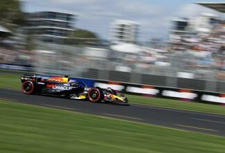 Gp Australia, Verstappen in pole a Melbourne davanti a Sainz