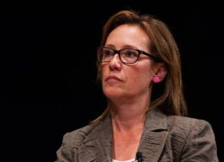 Insulti e minacce a Ilaria Cucchi sui social, il pm di Roma ‘ritira’ la richiesta di archiviazione