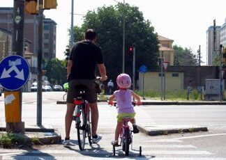 Italiani papà più vecchi d’Europa, primo figlio a 36 anni e oltre