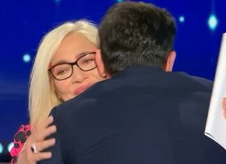 Max Giusti fa commuovere Mara Venier: “Sei un leone ma anche i leoni nella giungla si stancano”