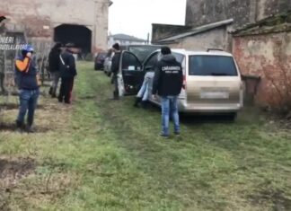Nei campi in condizioni “indegne”, sfruttamento in Toscana Nei campi in condizioni "indegne", sfruttamento in Toscana