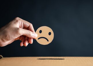 Per gli italiani lo stipendio al primo posto, ma i più si sentono sottopagati