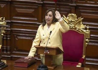 Perù, perquisita casa presidente Boluarte: si indaga per corruzione