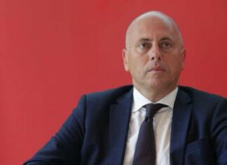 Razzante: “Con AI Act Ue pioniera, impegno per bilanciare opportunità e rischi intelligenza artificiale”