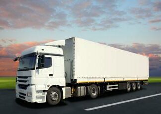 Restrizioni alle emissioni dei mezzi pesanti, ok di Consiglio e Parlamento Ue