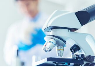 Sanità, microbiologi: “Più efficiente se c’è stretta collaborazione con clinici”