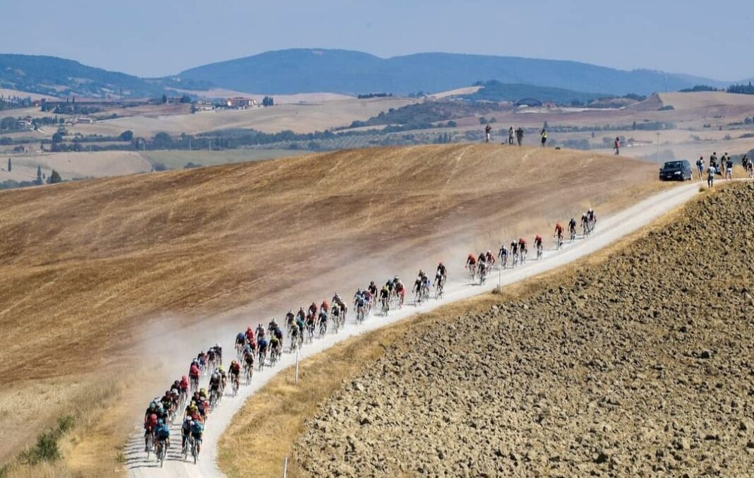 Strade Bianche 2024, le star del ciclismo a Siena