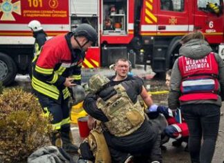 Strage a Odessa, attacco Russia con missile Iskander: 16 morti
