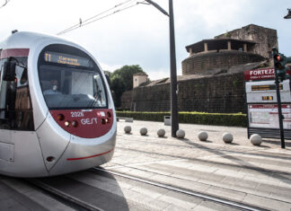 Falso in bilancio, rinviati a giudizio vertici tramvia Firenze Falso in bilancio, rinviati a giudizio vertici tramvia Firenze