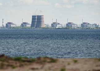 Ucraina, Kiev: “Zaporizhzhia colpita 400 volte in 24 ore”. Attacco Russia nel Donetsk: 4 morti