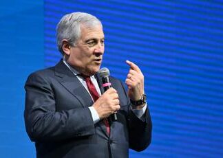 Ucraina, Tajani: “Truppe a Kiev? Rischio terza guerra mondiale”