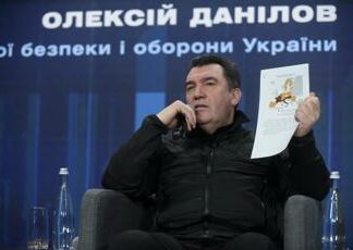 Ucraina, Zelensky destituisce il consigliere per la sicurezza Danilov