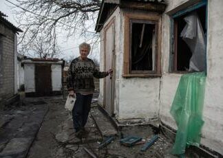 Ucraina, intensi combattimenti nel Donetsk: oltre 10.000 famiglie senza elettricità
