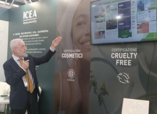 Uiops a Cosmoprof: “Cosmesi più sostenibile con olio di palma certificato”