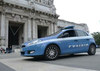 Violentata fuori da discoteca a Milano, arrestato un 23enne