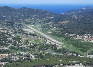 Aeroporto Isola d’Elba, Giani: “Si apre nuova stagione” Aeroporto Isola d'Elba, Giani: "Si apre nuova stagione"