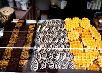 Fiera del cioccolato a Firenze: maestri cioccolatieri in Santa Croce Dolci creazioni a tema cioccolato