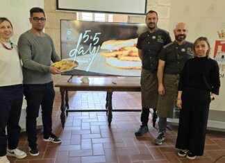 5e5 Day 2024, la celebre torta di ceci in Terrazza Mascagni 5e5 Day 2024, la celebre torta di ceci in Terrazza Mascagni