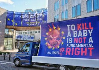 Aborto, Pro Vita & Famiglia: “Giorno tragico per Ue, Italia si unica a Paesi pro vita”