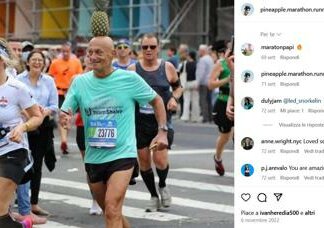 Alla maratona con un ananas in testa, l’impresa di Moshe Lederfien