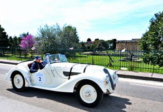 Automobilismo, Sorrento Roads by 1000 Miglia 2024: paesaggi unici e scoperta della terra campana