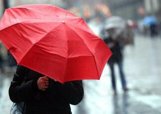 Caldo nel weekend, ma pioverà ancora: le previsioni meteo di oggi