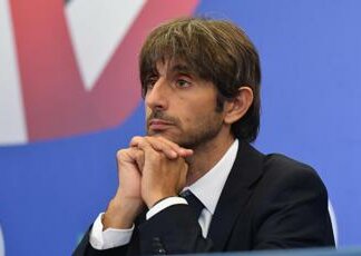 Campania, Fdi risponde a De Luca con un opuscolo. Donzelli: “Da lui follie”