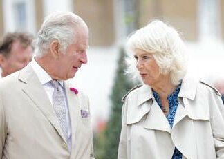 Carlo e Camilla, 19 anni di matrimonio: anniversario senza sfarzo per la coppia reale