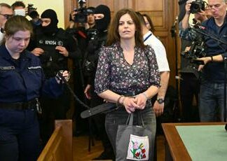 Caso Salis, governo Ungheria avverte: “Nessuna richiesta dell’Italia faciliterà la difesa”