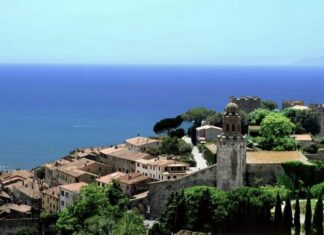 Stagione aperta a Castiglione della Pescaia, attività balneari al via Stagione aperta a Castiglione della Pescaia, attività balneari al via