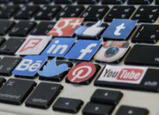 Cerchi lavoro? Occhio ai post sui social, 51% dei recruiter ne è influenzato negativamente