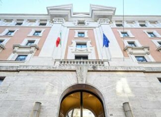 Clima, Confindustria e Deloitte: costo emissioni gas serra nel G7 penalizza competitività