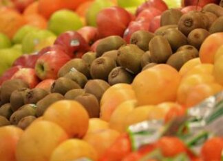 Coldiretti, frutta e verdura stranieri i prodotti più pericolosi, 6 su 10 extra Ue