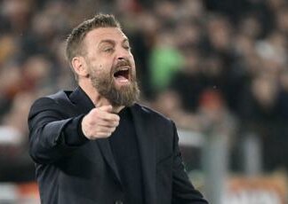 De Rossi allenatore sorprende: i ‘voti’ di Del Piero, Gullit e Cafu