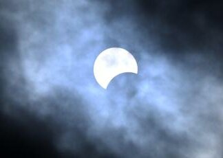 Eclissi solare totale, oltre 4 minuti di buio in Texas