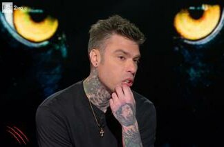 Fedez in lacrime a Belve: “Tre anni difficili, con Chiara non abbiamo retto”