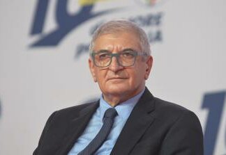 Foti: “Studenti che protestano nelle università? Era meglio mandarli a zappare”