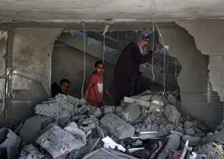 Gaza, raid Israele a Rafah: 16 morti tra cui 9 bambini