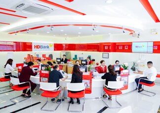 HDBank to pay 25% dividend in cash and stocks, aim for high growth in 2024
