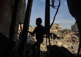 Israele, Cnn: raid su Rafah: uccisa donna incinta di otto mesi e le sue 2 bambine