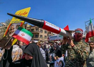 Israele, Iran prepara attacco con droni e missili: lo scenario