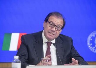 Leo: “Misure Irpef martedì in Cdm, bonus tredicesime? Vedremo…”