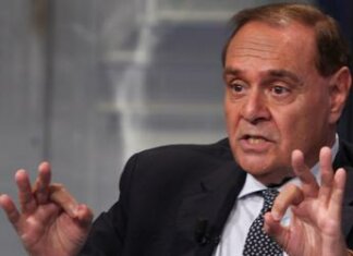 Mastella: “Mi ha associato a mafia, querelo Calenda. E’ pariolino viziato”