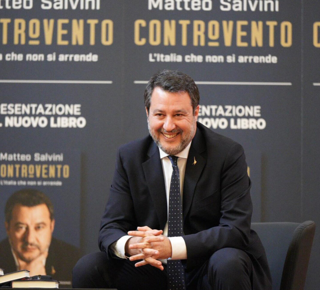 Matteo Salvini a Livorno, il vicepremier al Teatro 4 Mori