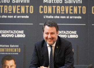 Matteo Salvini a Livorno, il vicepremier al Teatro 4 Mori Matteo Salvini a Livorno, il vicepremier al Teatro 4 Mori