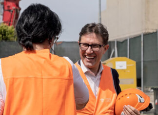 Nardella candidato Europee: “Tra le persone e con le persone” Nardella candidato Europee: "Tra le persone e con le persone"