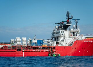 Ocean Viking arrivata a Livorno, migranti rimangono in Toscana Ocean Viking arrivata a Livorno, migranti rimangono in Toscana