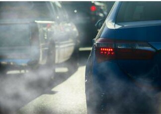 Perché le emissioni delle auto ibride plug-in sono maggiori del previsto?